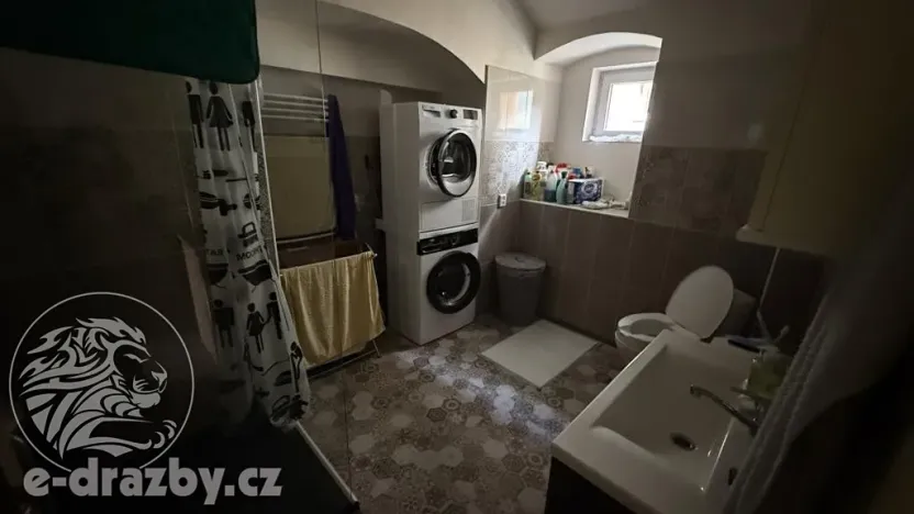 Dražba činžovního domu, Povrly, Převozní, 365 m2