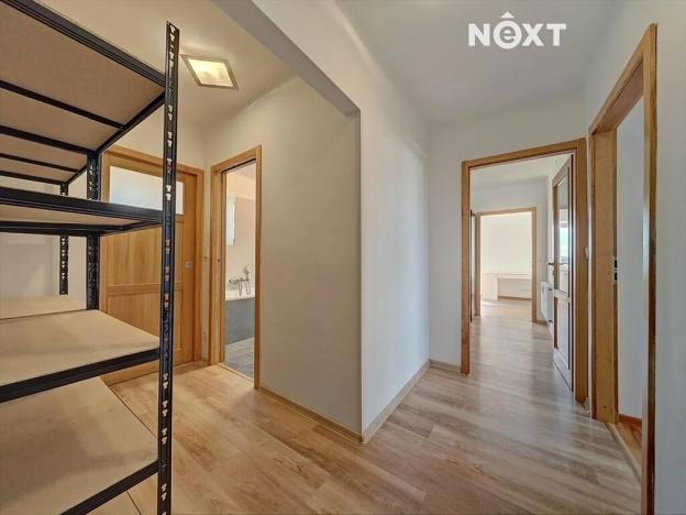 Prodej bytu 3+1, Jindřichův Hradec, Sídliště, 72 m2