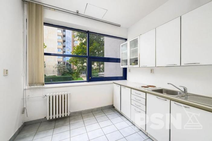 Pronájem kanceláře, Praha - Žižkov, Hartigova, 145 m2