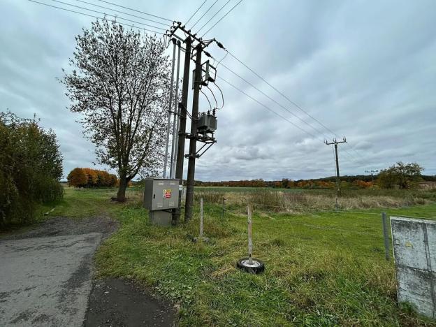 Dražba pozemku, Mokré, 1800 m2