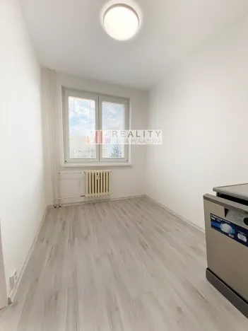 Pronájem bytu 4+1, Brno, Bzenecká, 85 m2