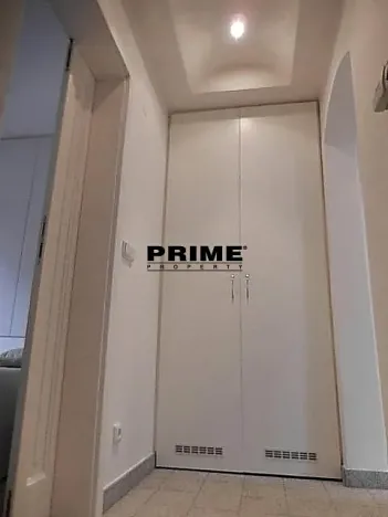 Pronájem bytu 3+1, Praha - Malá Strana, Hroznová, 73 m2