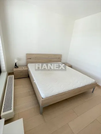 Pronájem bytu 3+kk, Praha - Hloubětín, Nademlejnská, 140 m2