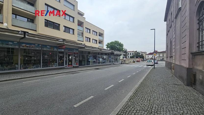 Pronájem obchodního prostoru, Kolín, Pražská, 204 m2