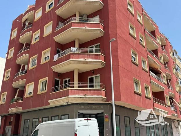 Prodej bytu 3+kk, Torrevieja, Španělsko, 55 m2