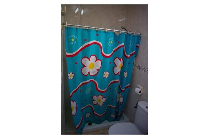 Prodej vícegeneračního domu, Los Alcázares, Španělsko, Calle Alicante, 1300 m2