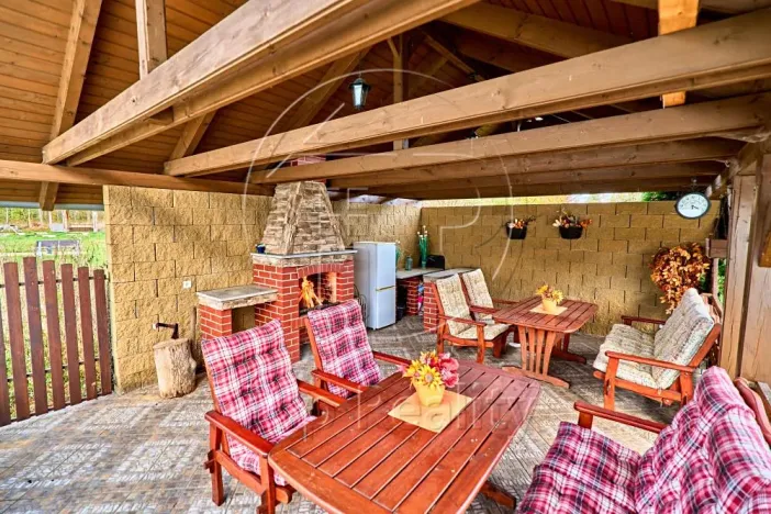 Prodej rodinného domu, Ostrov, 210 m2