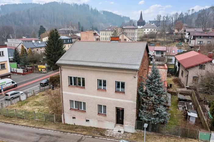 Prodej vícegeneračního domu, Hronov, 200 m2