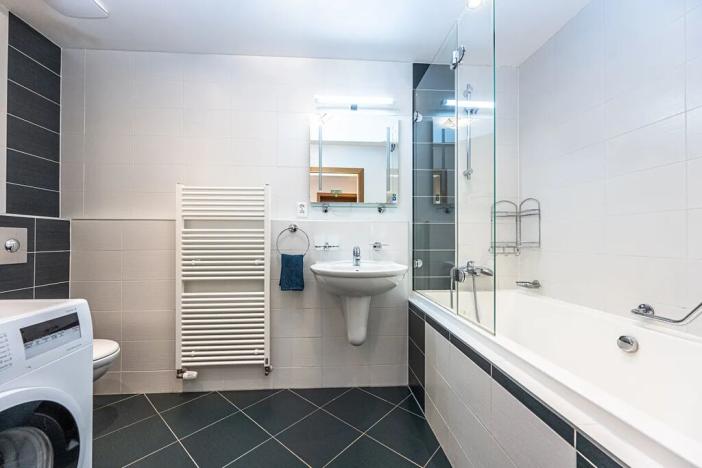 Pronájem bytu 2+kk, Praha - Stodůlky, Švejcarovo náměstí, 57 m2