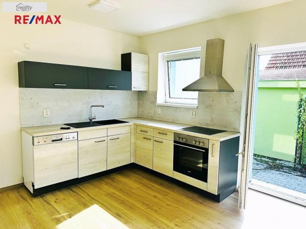 Prodej činžovního domu, Nebovidy, 195 m2