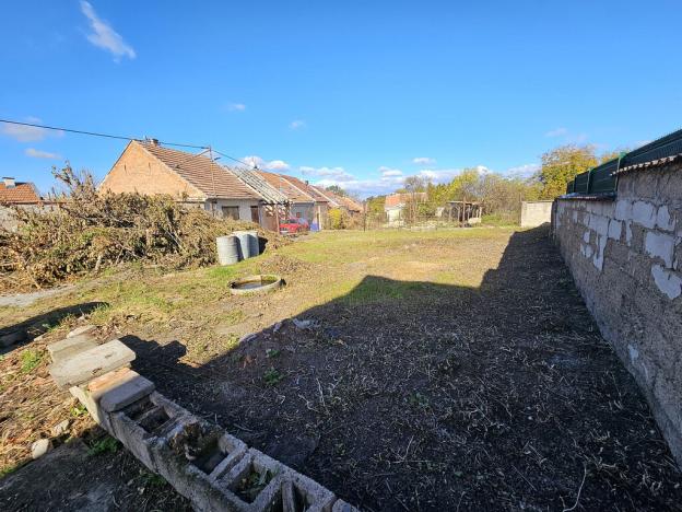 Prodej pozemku, Měnín, 277 m2