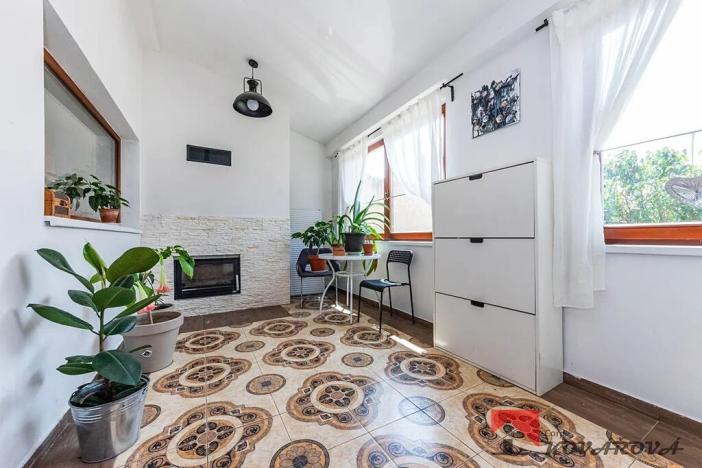 Prodej rodinného domu, Černuc, 126 m2