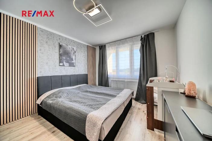 Prodej bytu 2+1, Lošany, 51 m2