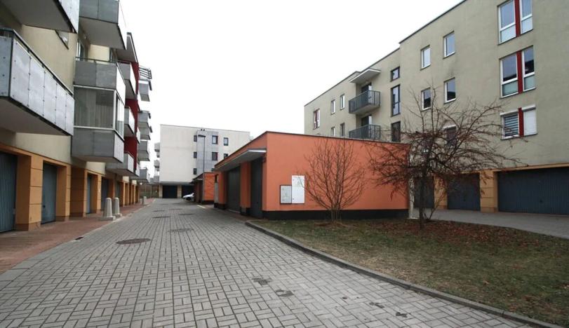 Pronájem garáže, Praha - Uhříněves, Sušilova, 18 m2