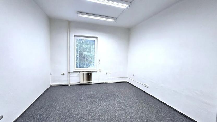 Pronájem kanceláře, České Budějovice, Mánesova, 143 m2