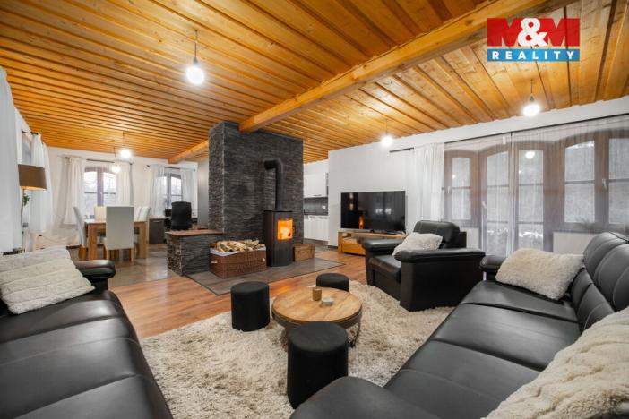 Prodej rodinného domu, Polička - Lezník, 260 m2