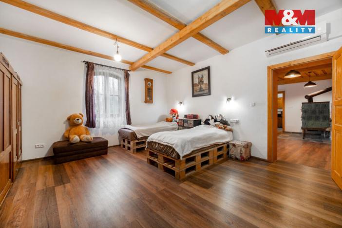 Prodej rodinného domu, Polička - Lezník, 260 m2