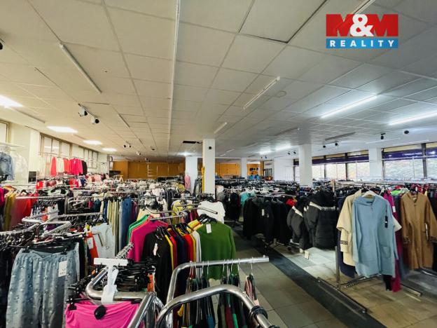 Pronájem obchodního prostoru, Most, Lipová, 1000 m2