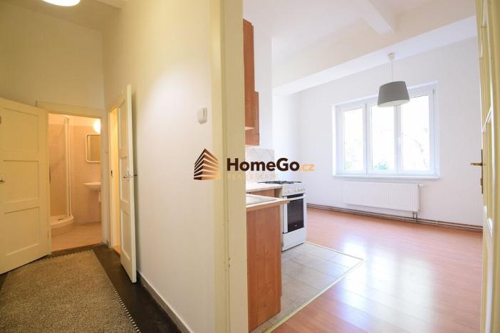 Pronájem bytu 3+kk, Praha - Nusle, Žateckých, 77 m2