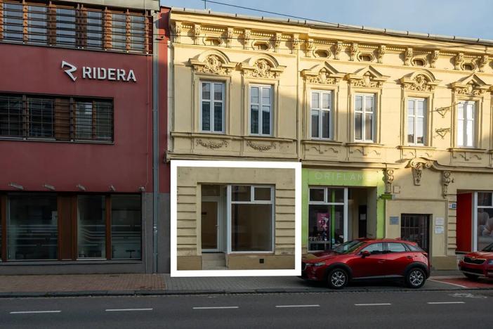 Pronájem obchodního prostoru, Ostrava, 28. října, 22 m2