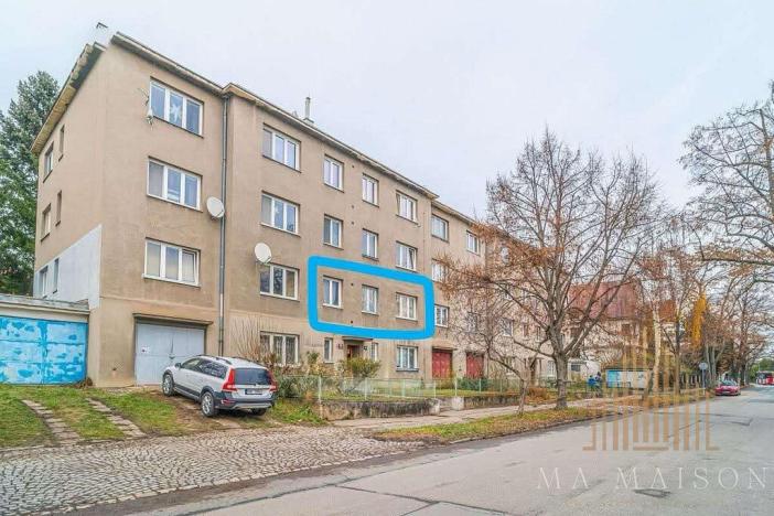 Pronájem bytu 1+1, Praha - Prosek, Nad Krocínkou, 50 m2
