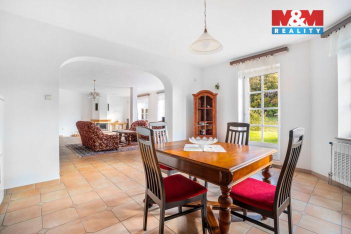 Prodej rodinného domu, Frýdštejn - Sestroňovice, 387 m2