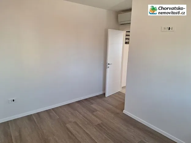 Prodej bytu 2+1, Novalja, Chorvatsko, 76 m2