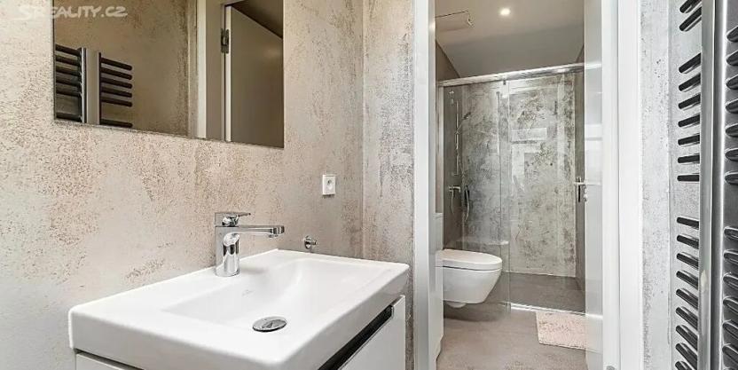 Pronájem atypického bytu, Praha - Smíchov, Holečkova, 143 m2