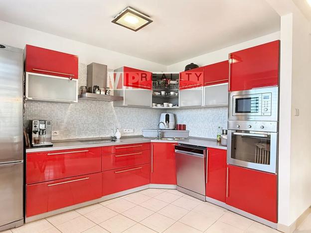 Pronájem bytu 3+1, Rosice, Komenského náměstí, 82 m2