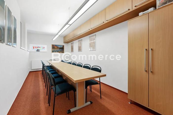 Prodej kanceláře, Brno, Holzova, 640 m2