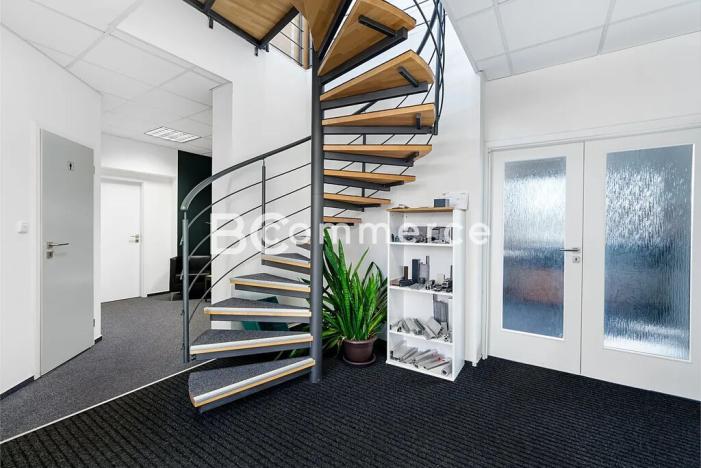 Prodej kanceláře, Brno, Holzova, 640 m2