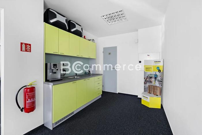 Prodej kanceláře, Brno, Holzova, 640 m2