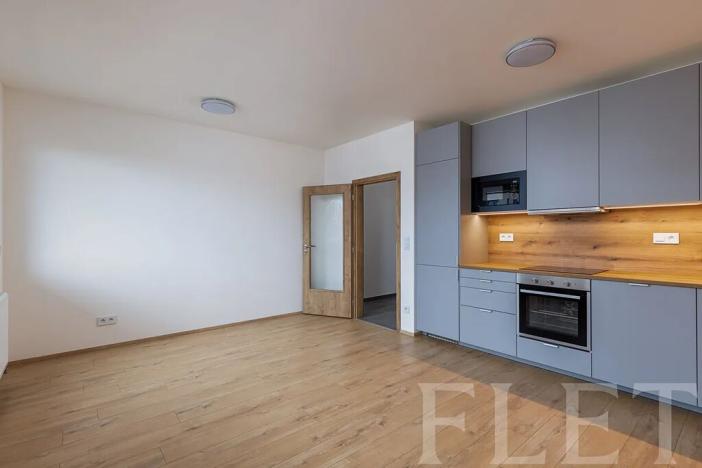 Pronájem bytu 1+kk, Praha - Košíře, Fabiánové, 31 m2