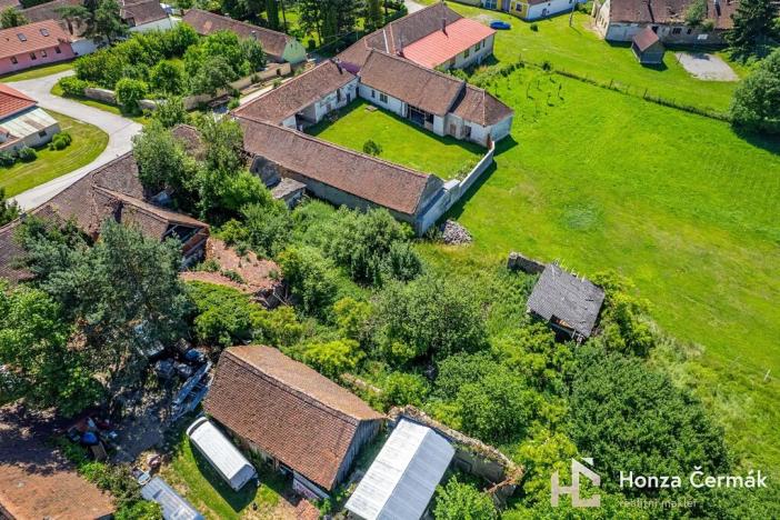 Prodej pozemku pro bydlení, Korolupy, 3028 m2