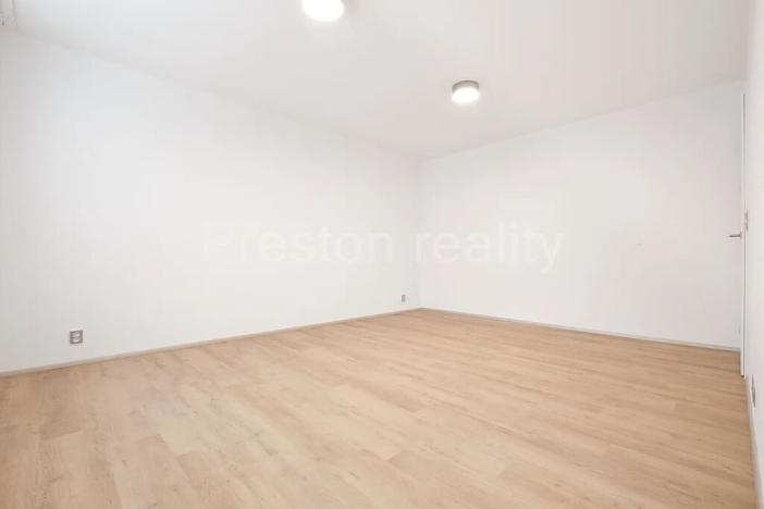 Pronájem bytu 2+kk, Praha - Vršovice, Arménská, 51 m2