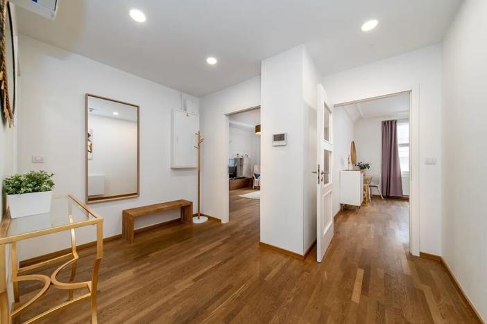 Prodej bytu 2+kk, Praha - Staré Město, Dlouhá, 72 m2