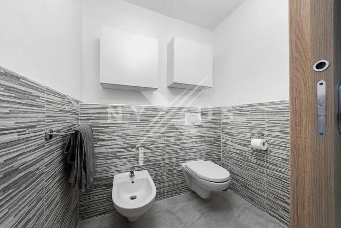 Prodej rodinného domu, Krakovany, 163 m2