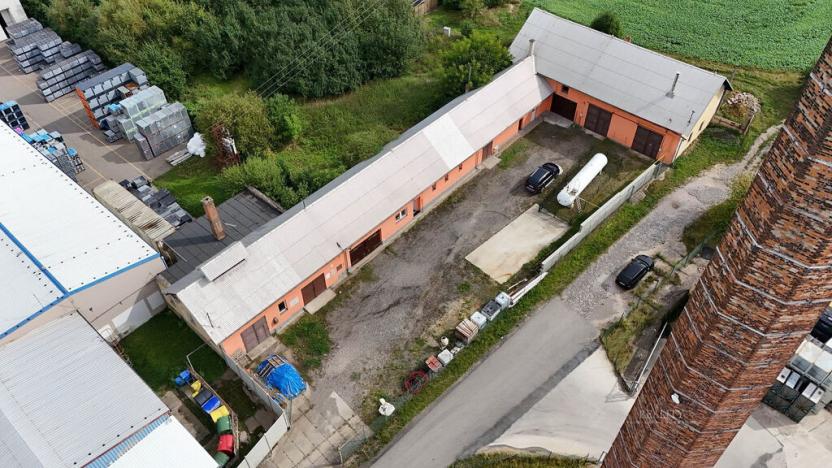 Prodej výrobních prostor, Libáň, 1164 m2