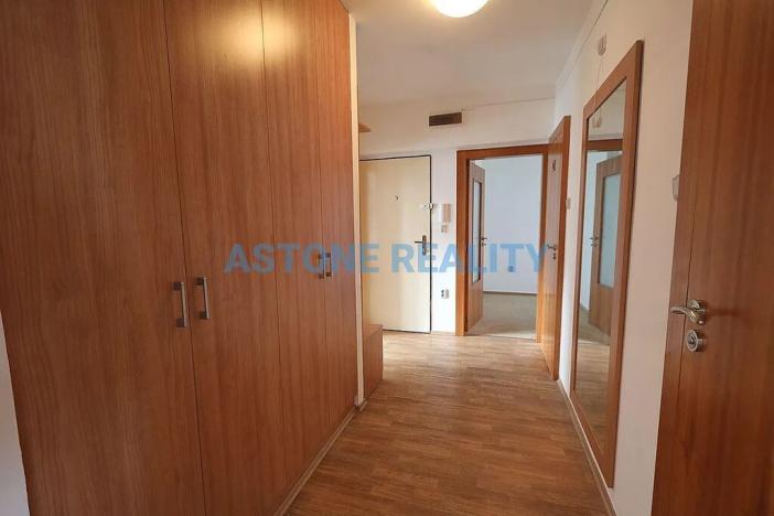 Pronájem bytu 3+1, Praha - Radotín, Kraslická, 84 m2