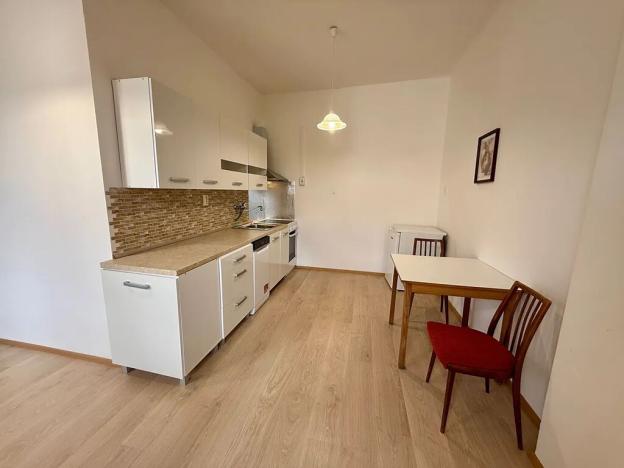 Pronájem bytu 2+1, Praha - Vinohrady, Belgická, 75 m2