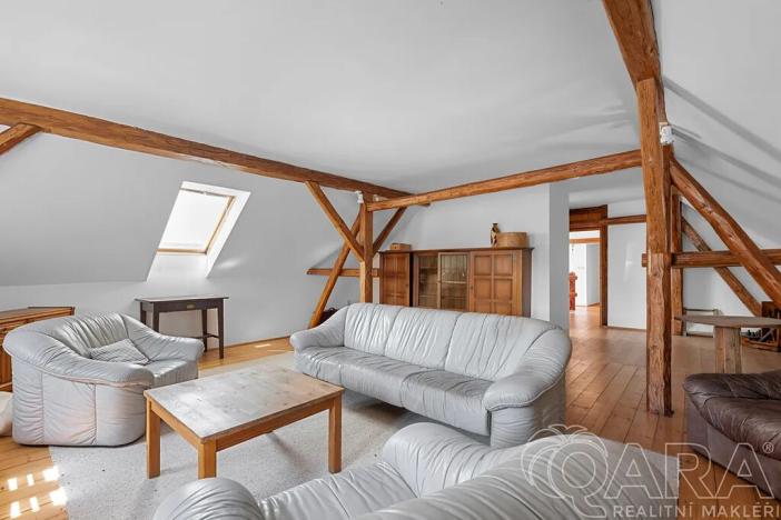 Prodej rodinného domu, Žernov, 220 m2