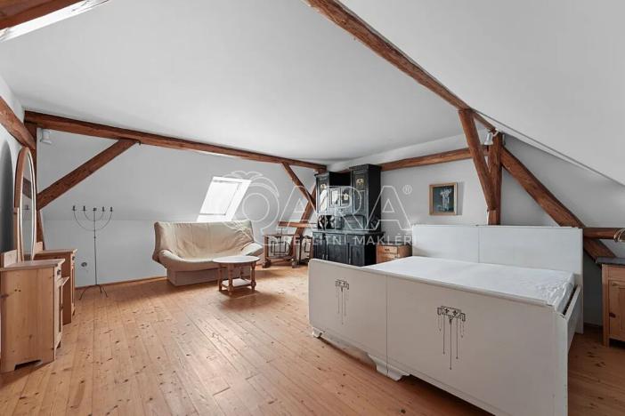 Prodej rodinného domu, Žernov, 220 m2