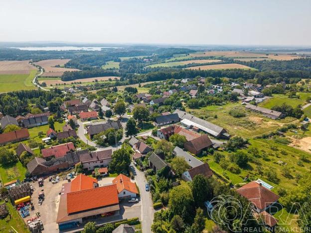 Prodej rodinného domu, Žernov, 220 m2