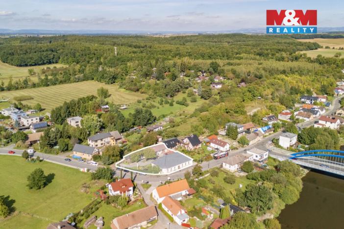 Prodej obchodního prostoru, Hradec Králové - Svinary, Podhůrská, 633 m2