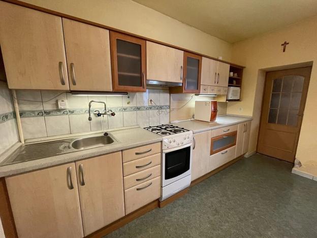 Prodej rodinného domu, Rousínov, U stadionu, 185 m2