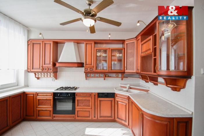 Prodej rodinného domu, Kunín, 221 m2