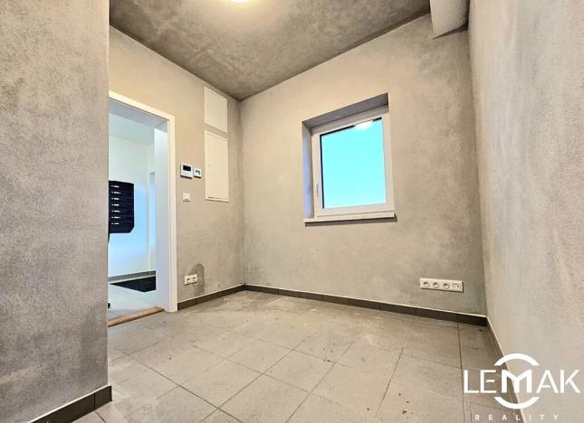 Pronájem komerční nemovitosti, Drahanovice, 9 m2