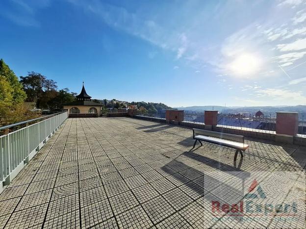 Prodej bytu 1+kk, Praha - Vinohrady, U Zvonařky, 40 m2