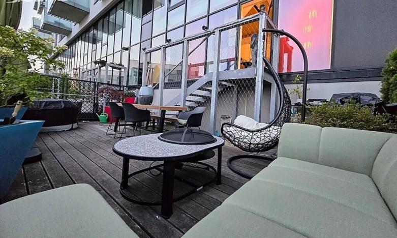 Prodej atypického bytu, Praha - Smíchov, Holečkova, 182 m2