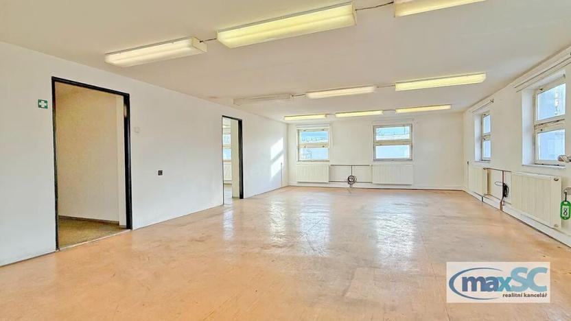 Pronájem skladu, Moravany, 533 m2